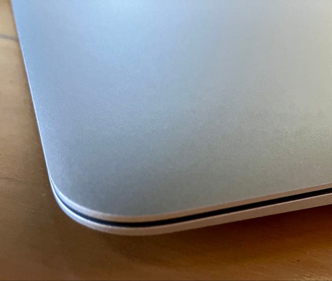 綺麗MacBook Air 13インチ 2017 SSD128GB 8GBメモリ