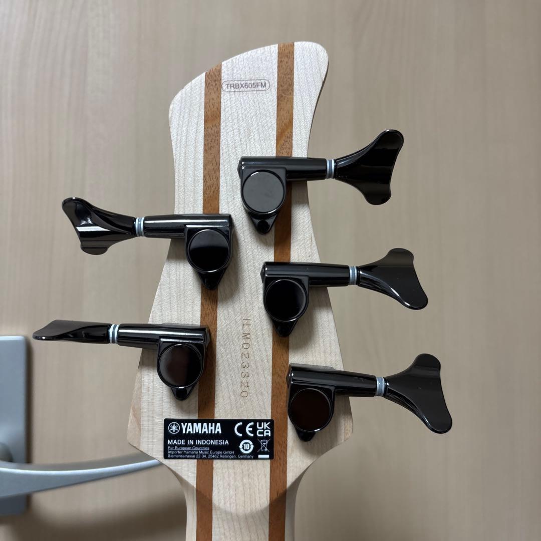 ベース YAMAHA TRBX605FM