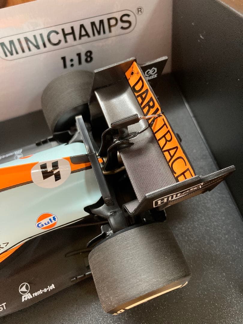 ミニチャンプス1/18 2021 ランドノリス F1 ガルフ　Gluf