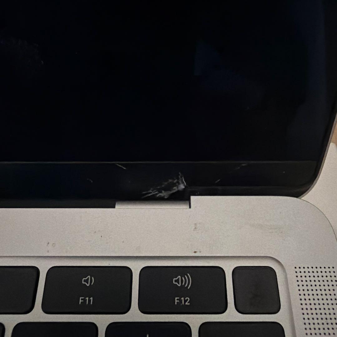 (画面ヒビ) Macbook Air(13-inch, 2018, 16GB)