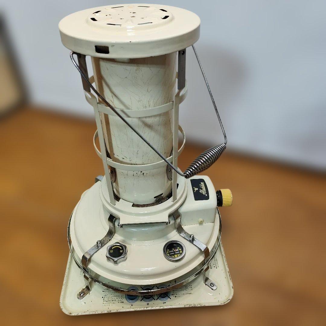 イーストウッド 定番 アラジン石油ストーブ 白