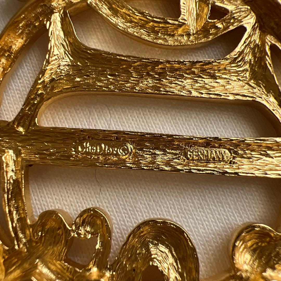 クリスチャンディオール ロゴブローチ　Christian Dior