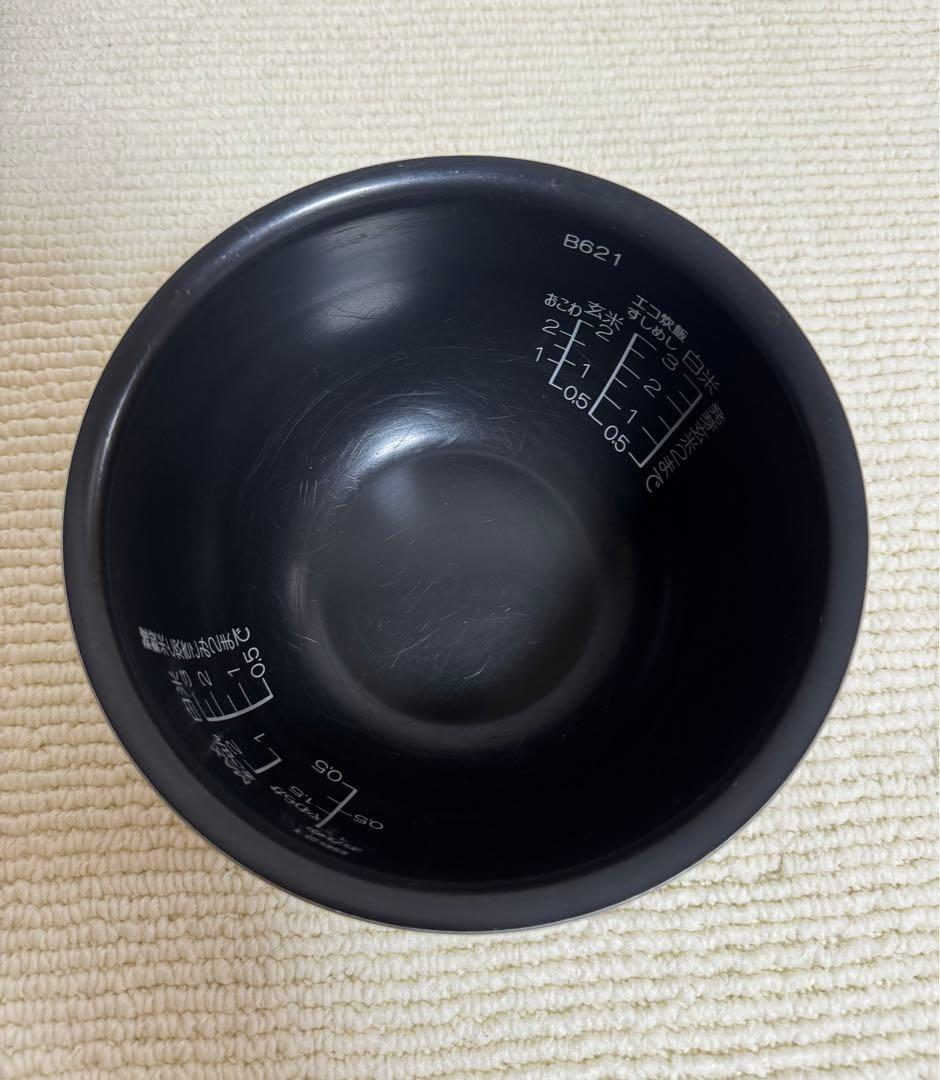 象印NP-RN05 炊飯器 3合炊き 2022年製