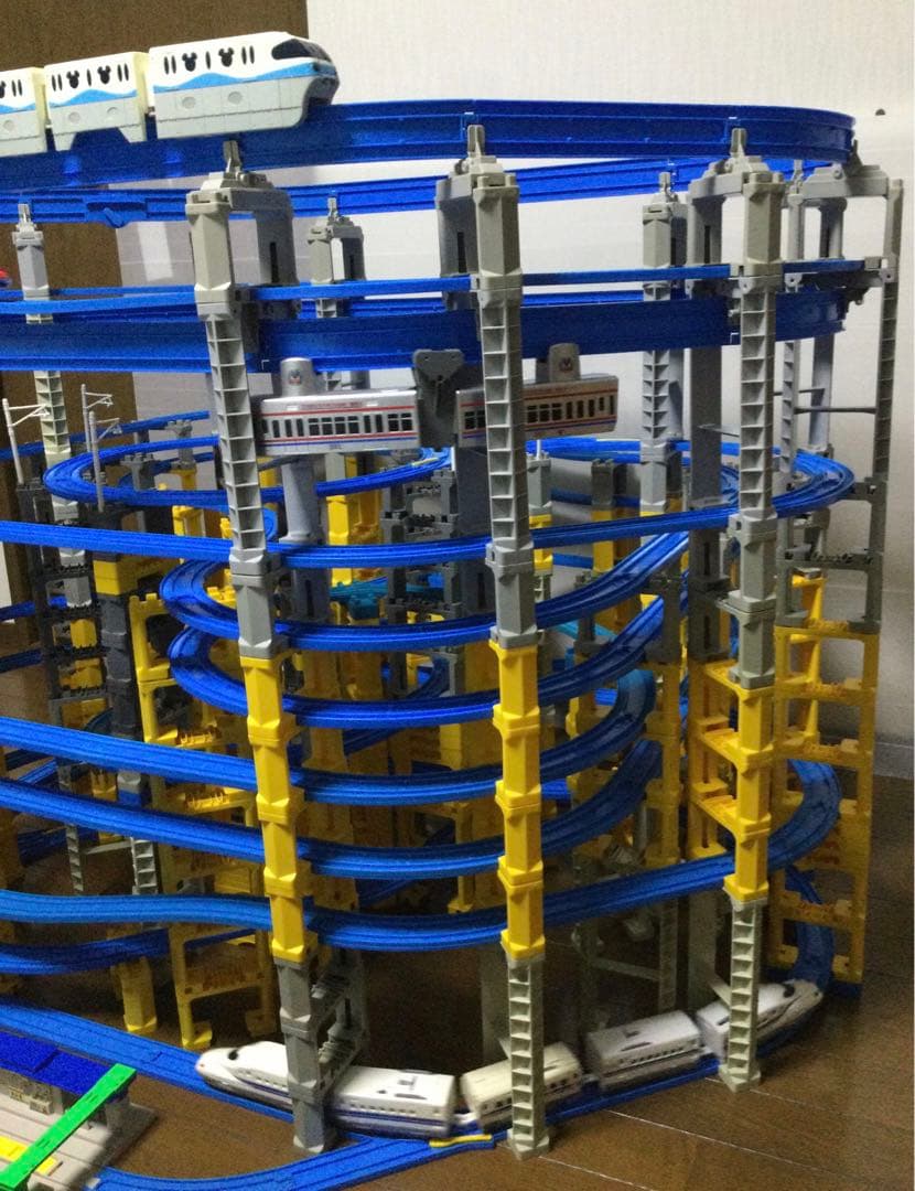 プラレール線路　タワーレイアウト　モノレール付き　参考出品