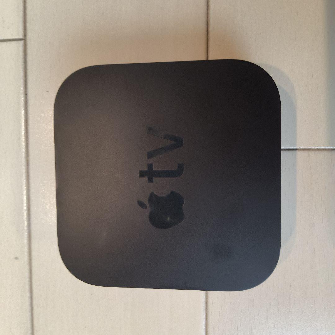 Apple TV 4K(32GB)ブラック 本体と付属品