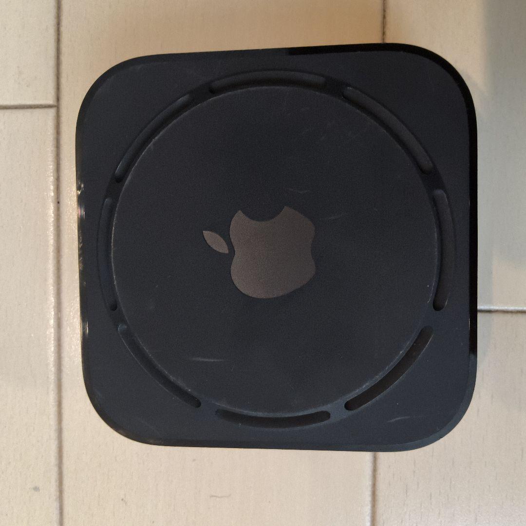 Apple TV 4K(32GB)ブラック 本体と付属品
