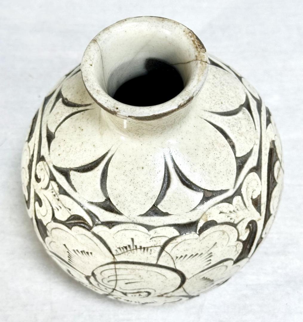 宋時代 磁州窯白釉剔牡丹花紋罐 中国古玩 唐物 歴史有る年代物 WWTT107