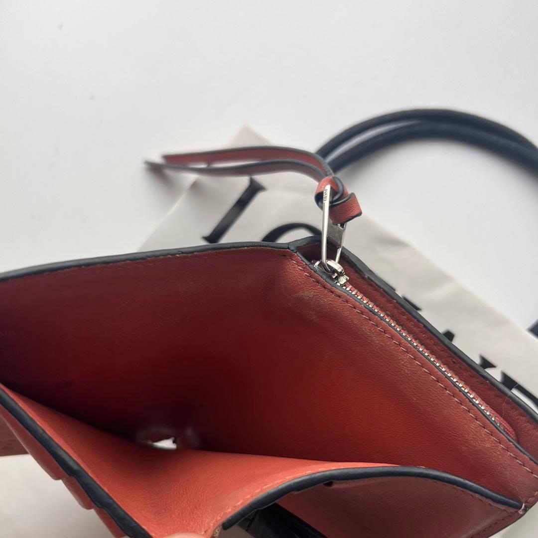 79 美品 LOEWE ロエベ 2つ折り財布