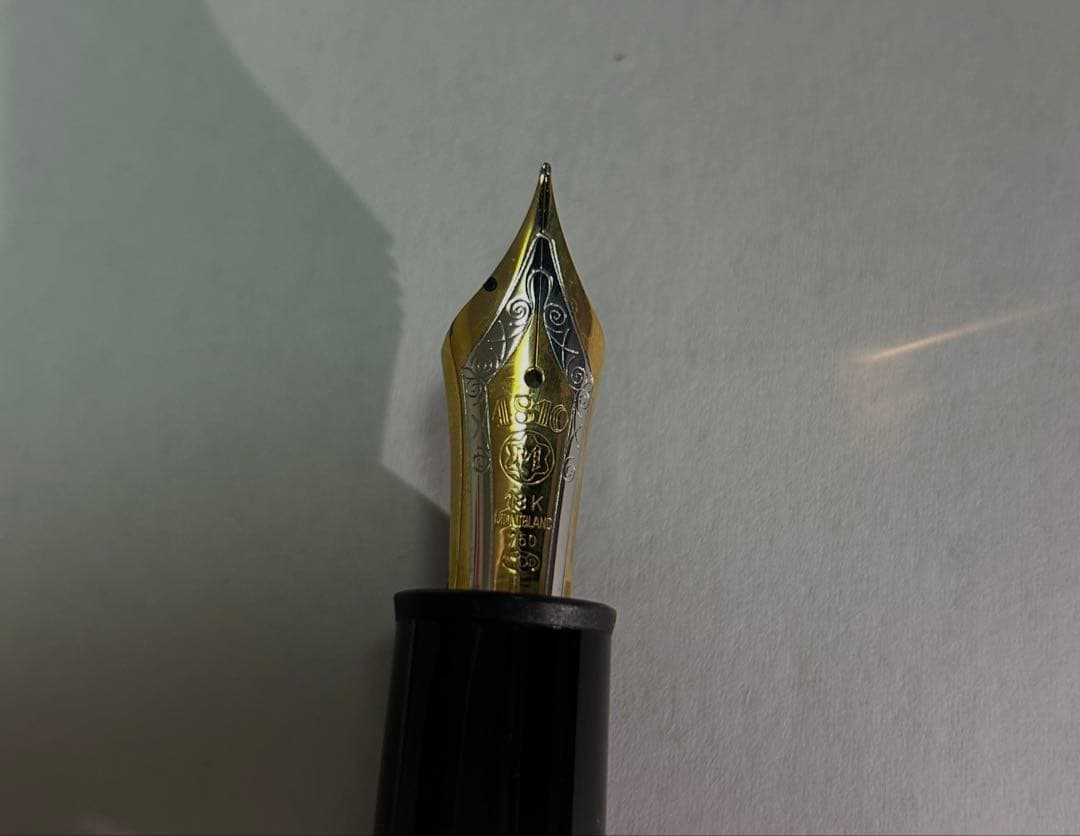 モンブラン 万年筆 黒 金ペン先 4810 18K 専用ケース付き　No.149