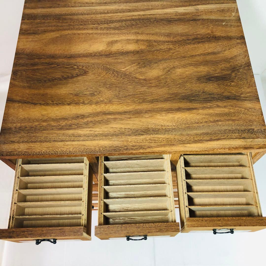 薬 箪笥 カードなど最大225区画の自由収納。小物もカードもスッキリ整理！