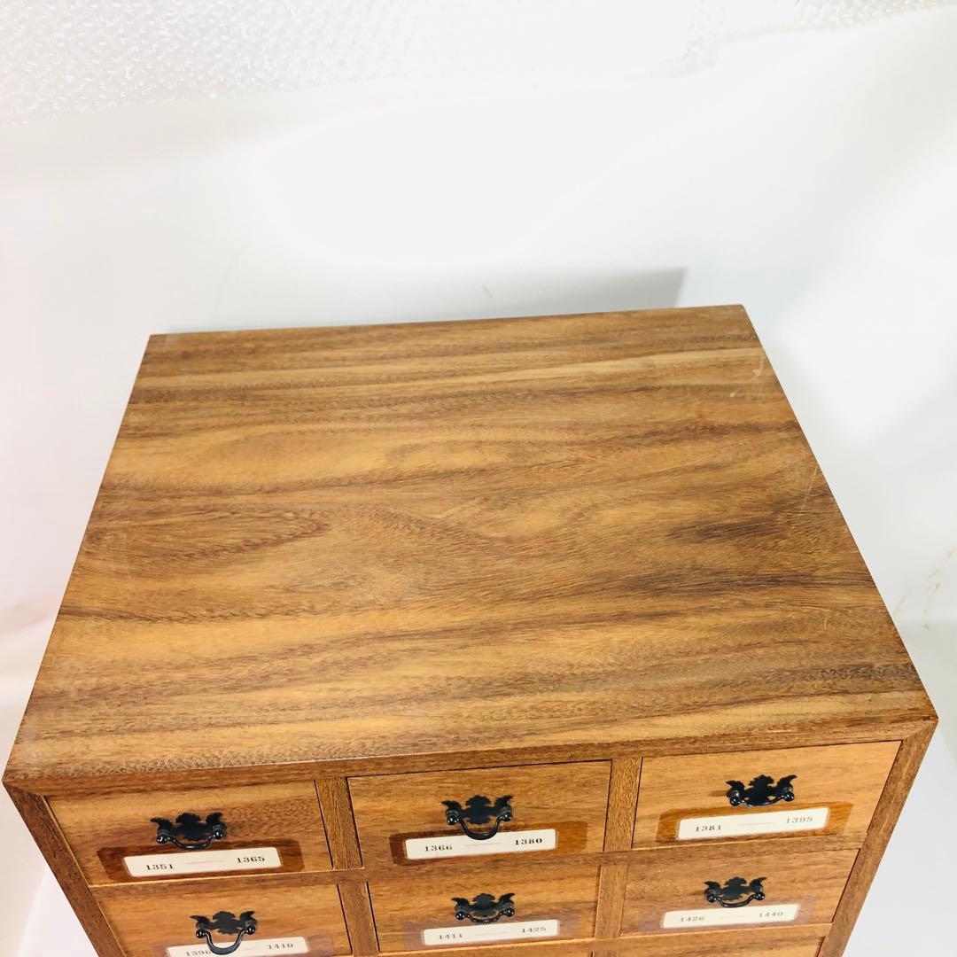 薬 箪笥 カードなど最大225区画の自由収納。小物もカードもスッキリ整理！