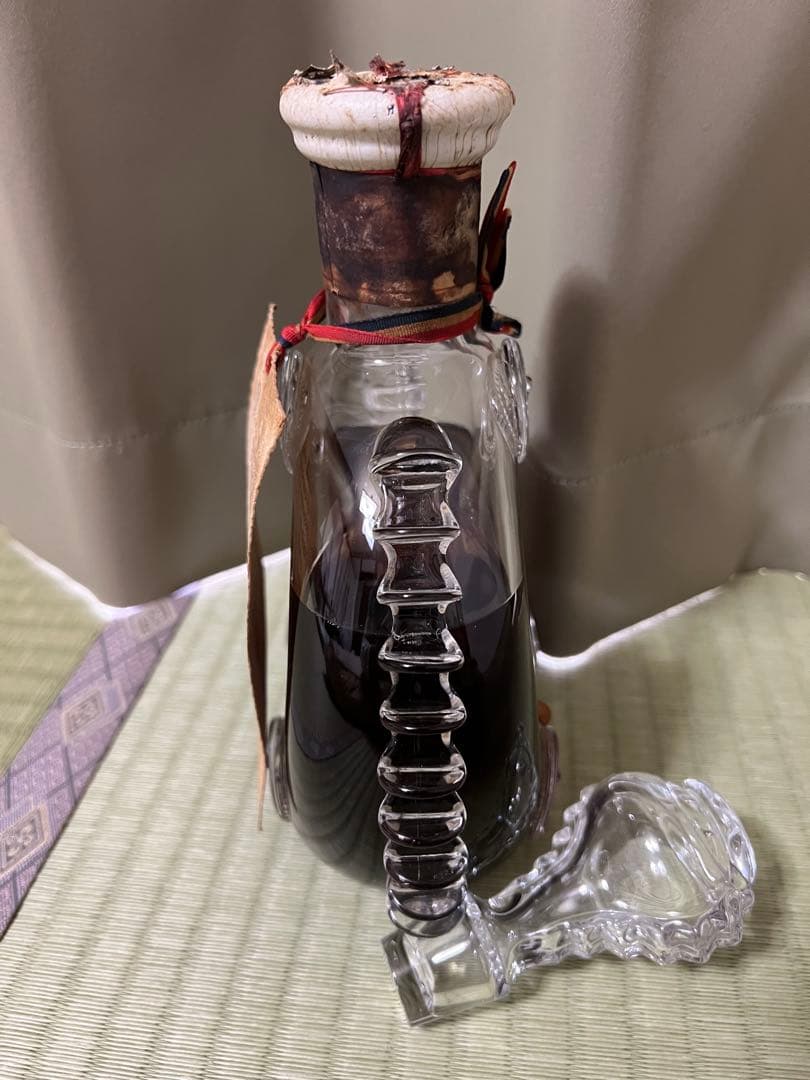 訳あり、ルイ13世レミーマルタン★未開栓★ 替栓付きバカラボトル、ベリーオールド