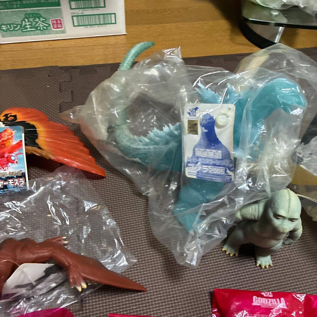 ⭐︎新品タグ付ムービーモンスターシリーズミニラ、ゴジララドン、モスラ劇場限定ゴジラ