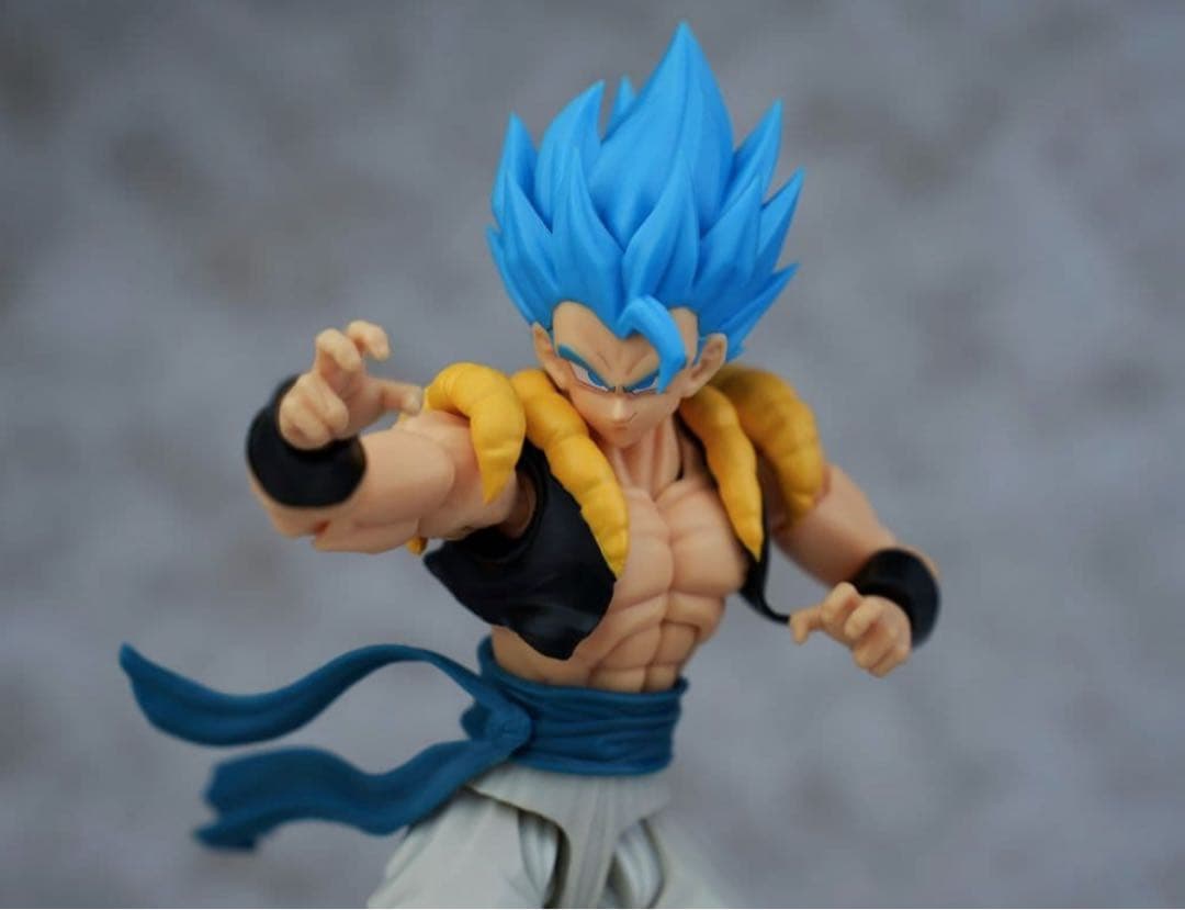 S.H.Figuartsサイズ ゴジータ 海外限定 ドラゴンボール