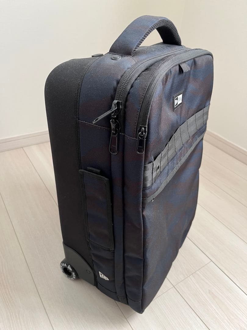 カモフラージュ柄 キャリーケース