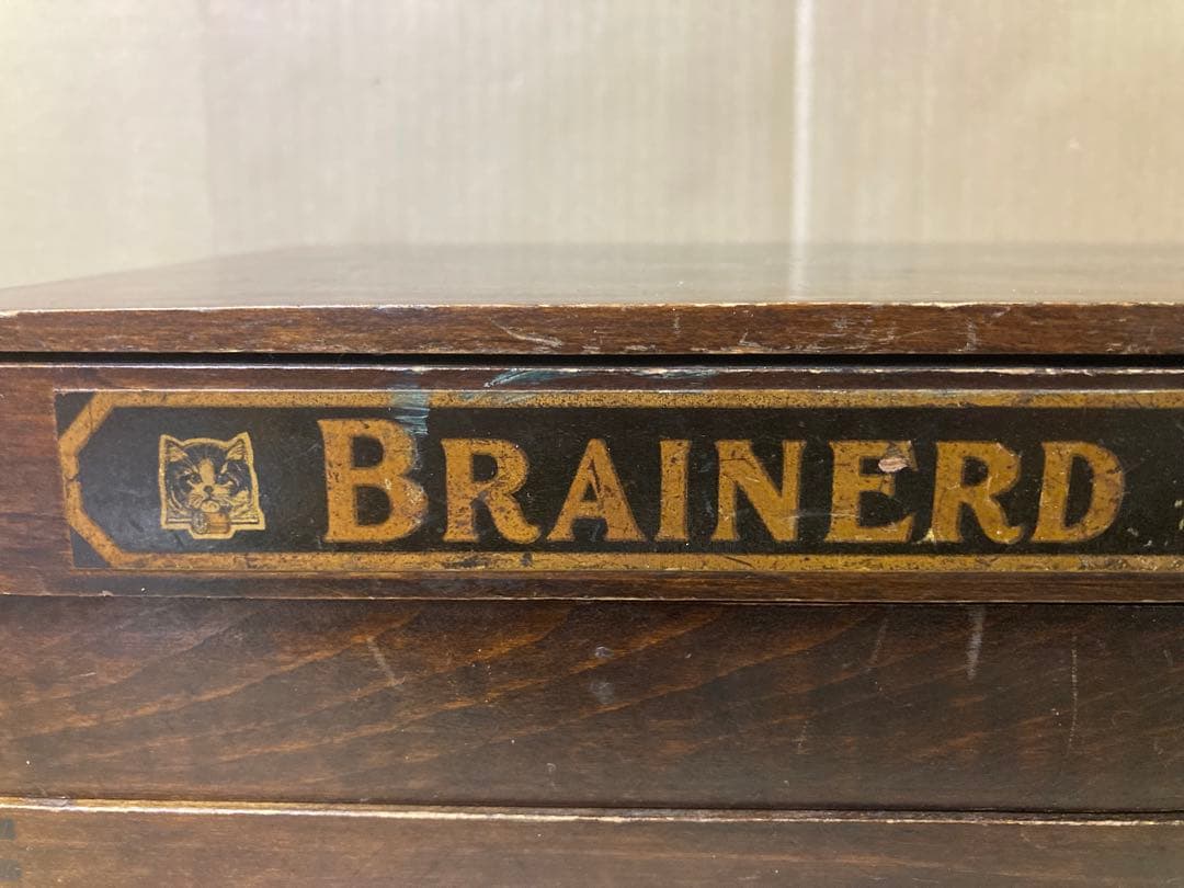 ビンテージ　猫のスプールキャビネット　什器　糸ケース