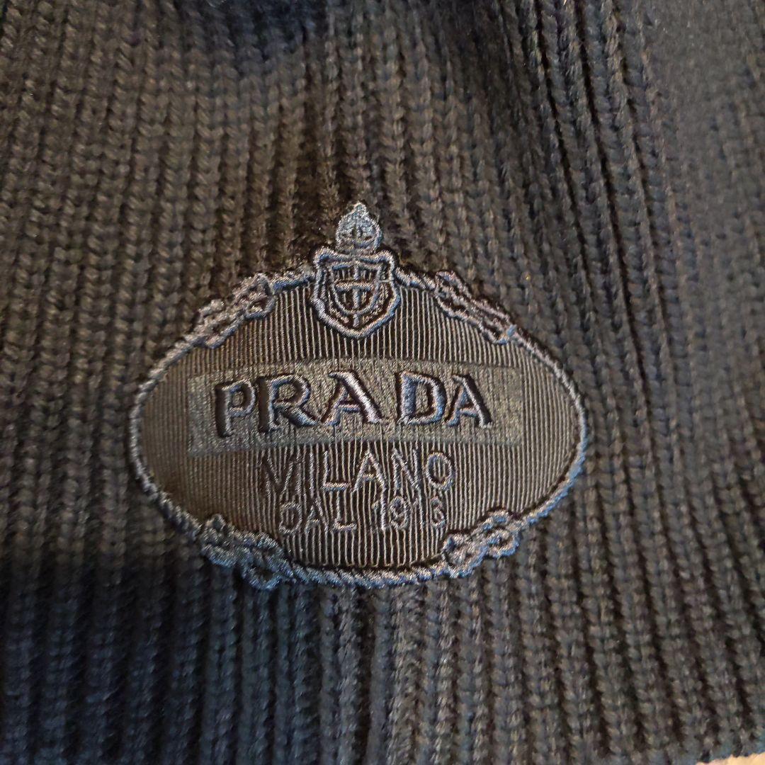 PRADAニットキャップ