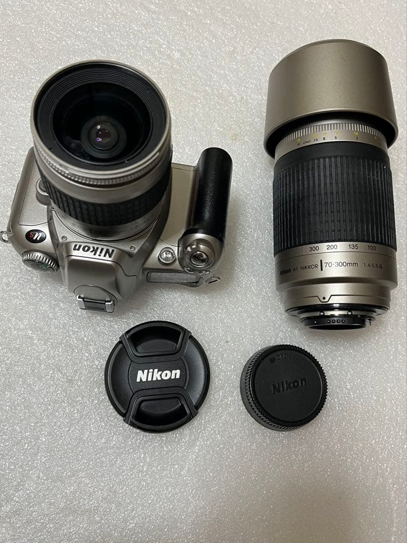 Nikon 一眼レフカメラ シルバー レンズ付きジャンク品
