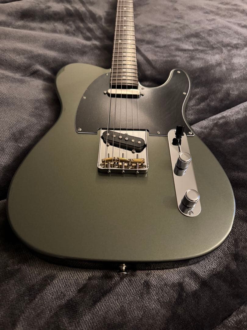 未使用 限定レアカラーFender Hybrid II Telecaster