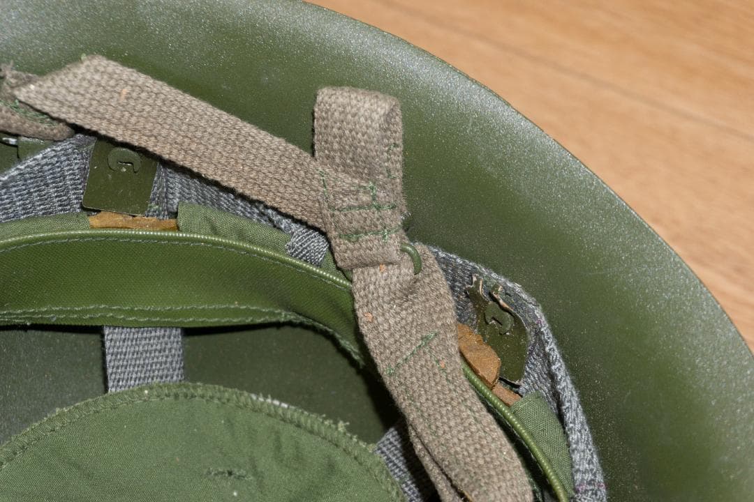 【訳あり特価】新品未使用・実物 中国軍 GK80A スチールヘルメット 軍放出品