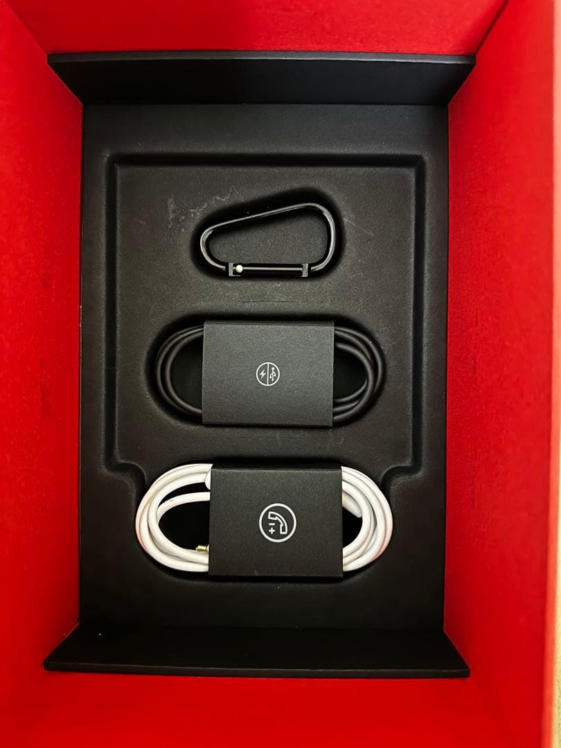 【美品】beats solo3 wireless ヘッドホン　付属品付き！