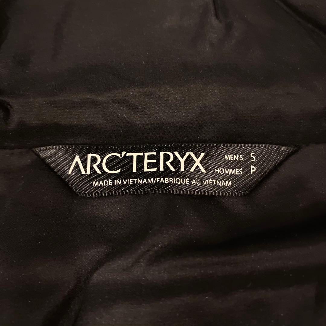 美品 Arc’teryx アークテリクス プロトンLTフーディ ダークグレー S