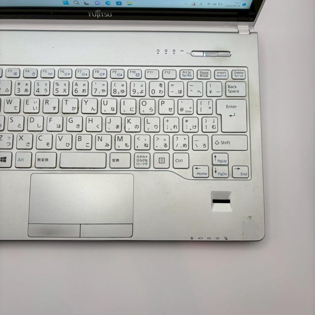 【FUJITSU】高性能i7 新品SSD512GB メモリ8GB ノートPC