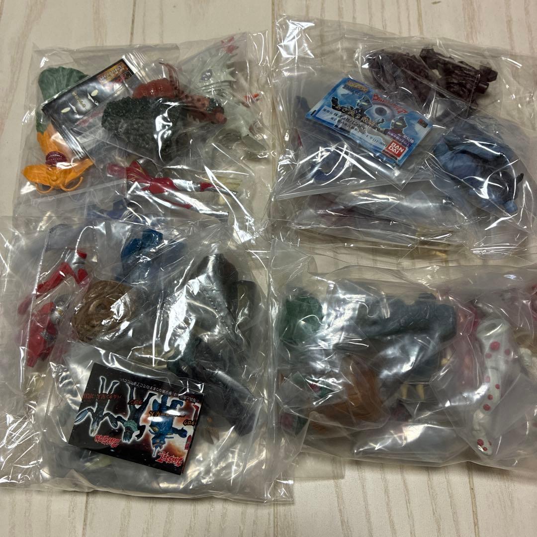 HGウルトラマン パート1〜24、26+ベスセレ1&2全コンプセット　ガシャポン
