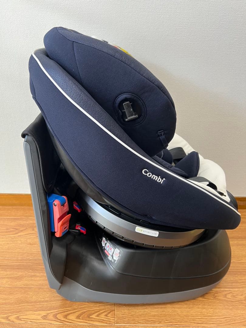 コンビ クルムーヴスマート JJ-550 ネイビー チャイルドシート