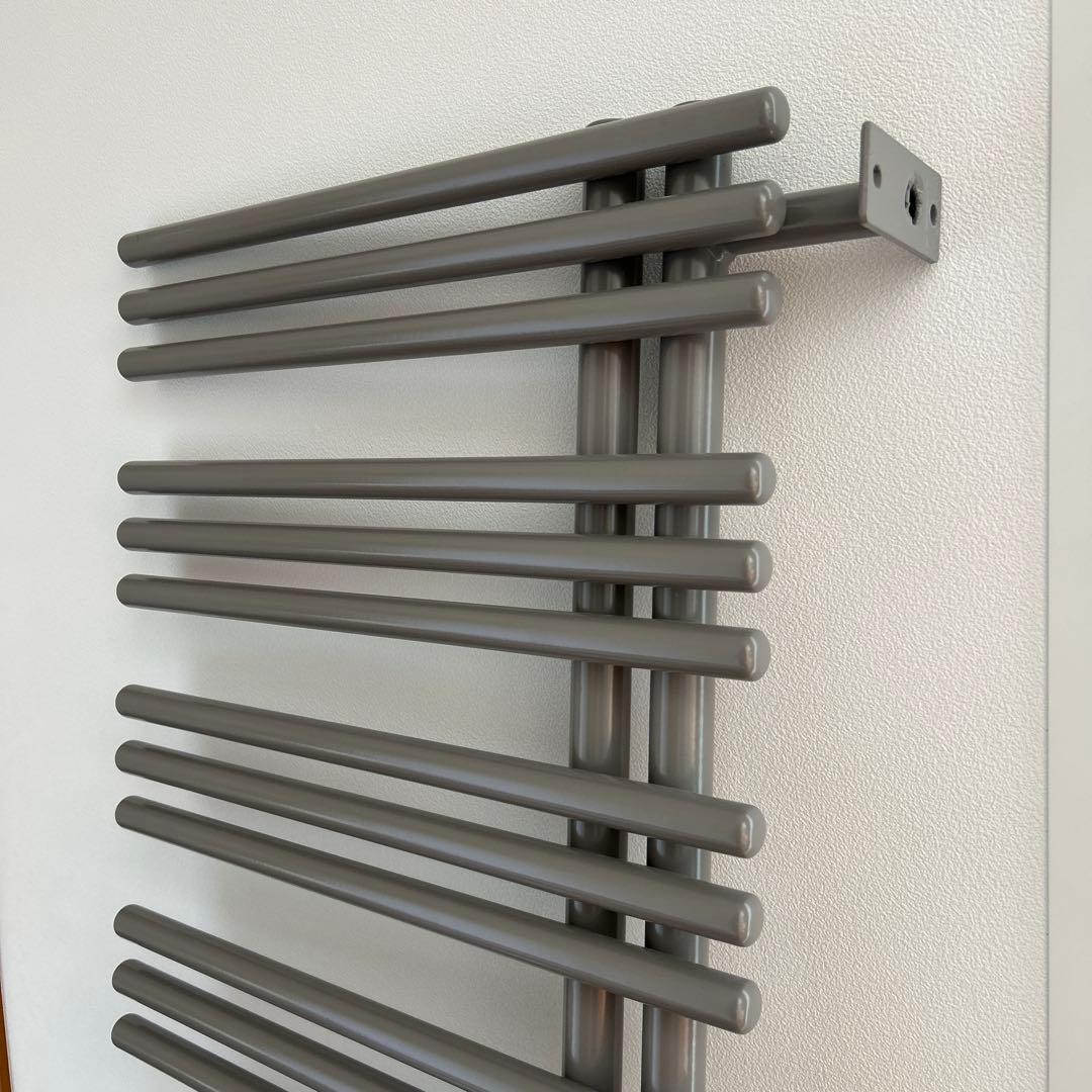 電気ヒーター　YUCCA 型式YAE10/R 横壁支持型　壁掛タオルウォーマー