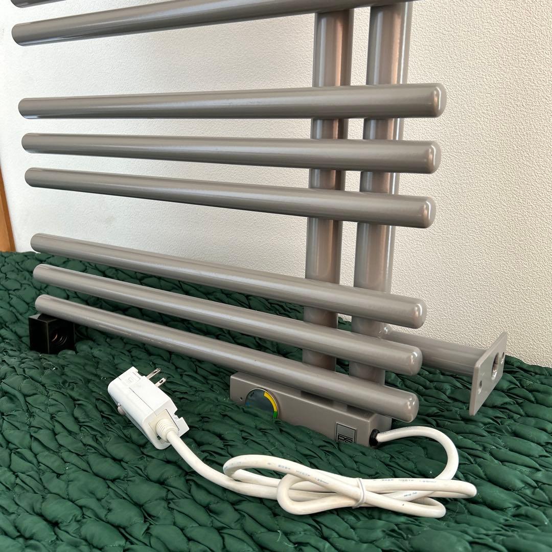 電気ヒーター　YUCCA 型式YAE10/R 横壁支持型　壁掛タオルウォーマー