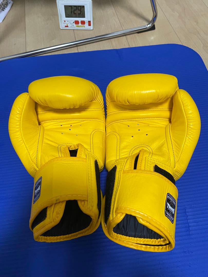 TWINS SPECIAL 14オンス ボクシンググローブ イエロー