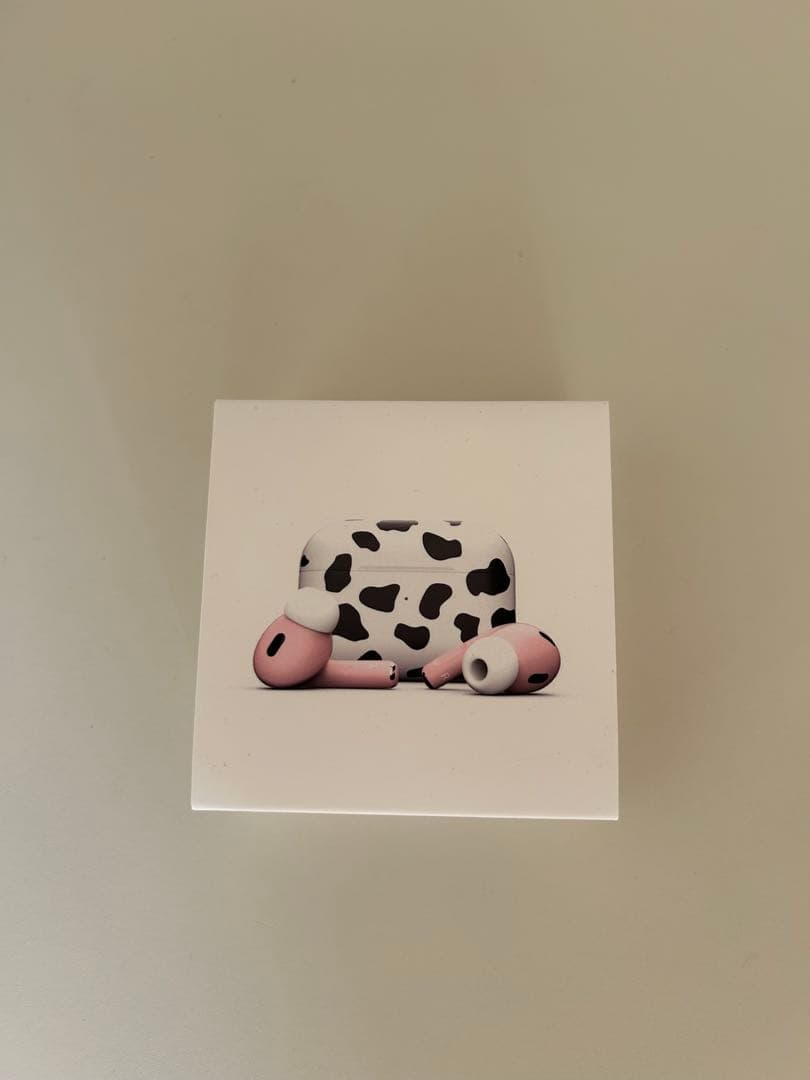 AirPods pro 第2世代 ColorWare塗装 ウシ模様