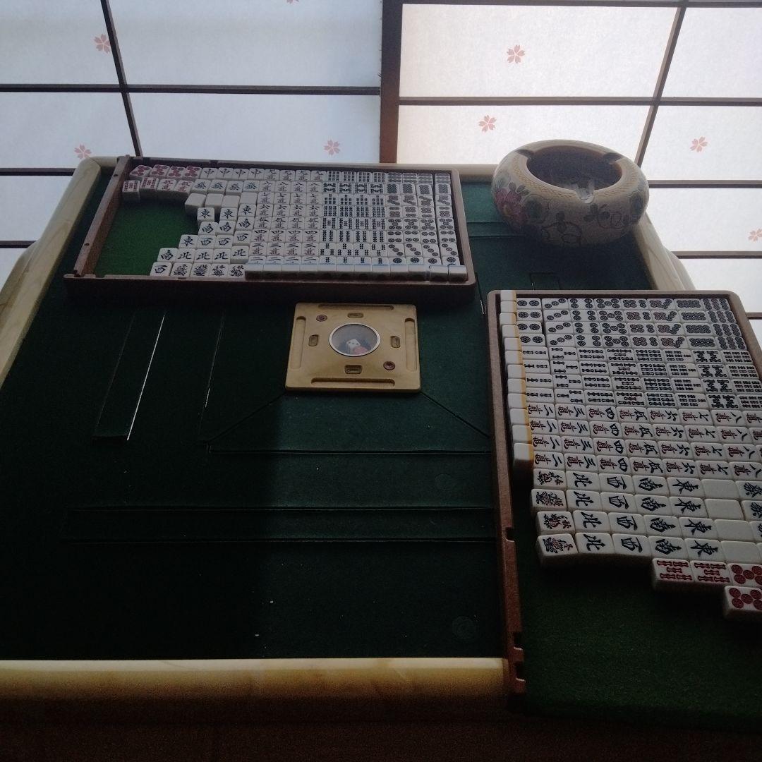 電動麻雀セット 緑色のフェルト卓と牌100000円が今なら80000円