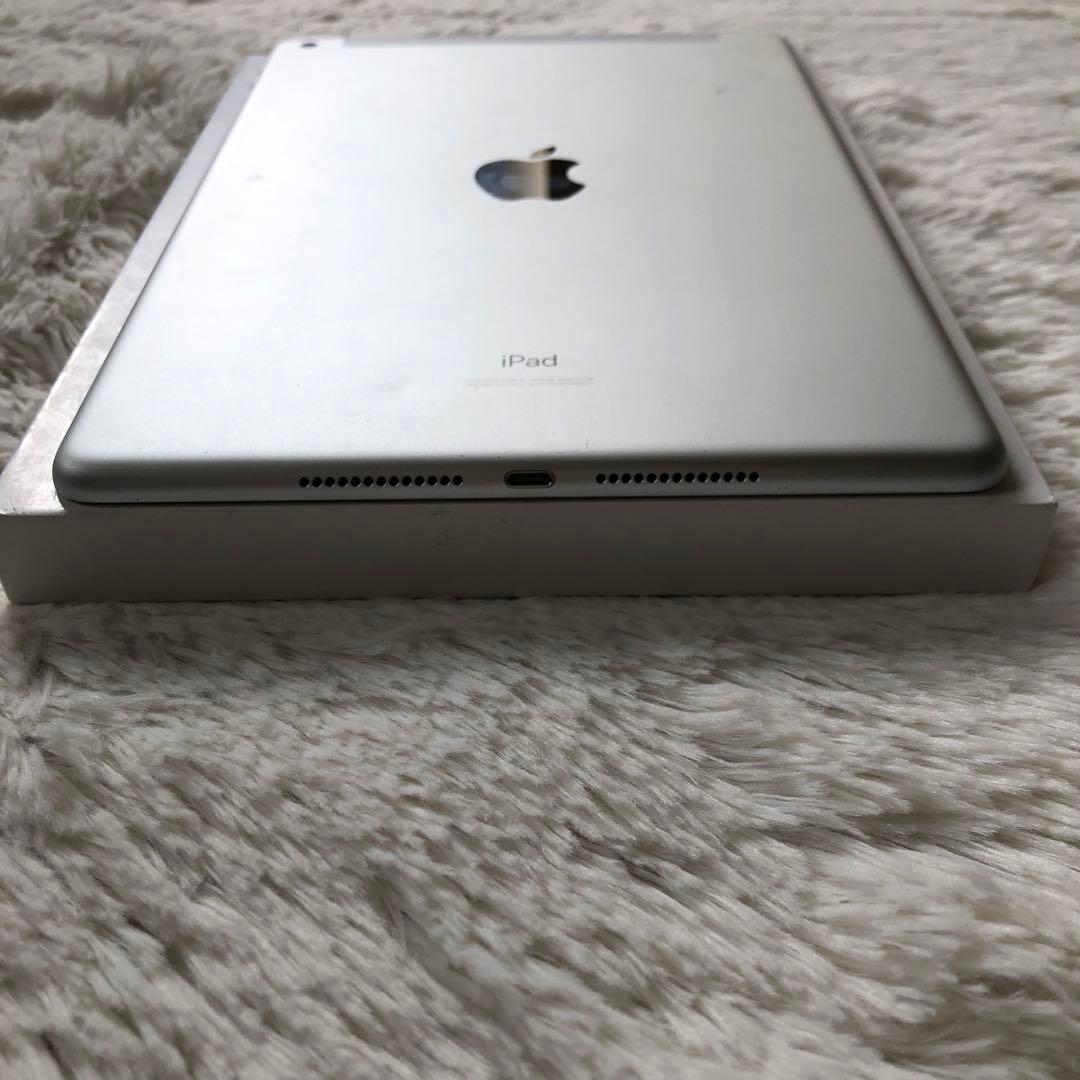 【1/1販売終了】iPad 第7世代 128GB SIMフリー 【すぐ発送】