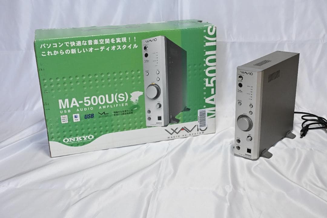 縦型小型アンプ　ONKYO　USBオーディオアンプ　MA-500U