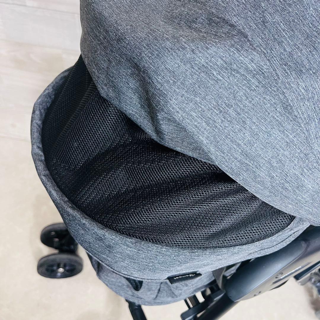 コムペット ミリミリライトα ペットカート 犬用 ブラック