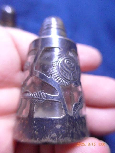 アンティーク　メキシコの銀925刻印のソルト＆ペッパーです　模様の透かし彫り