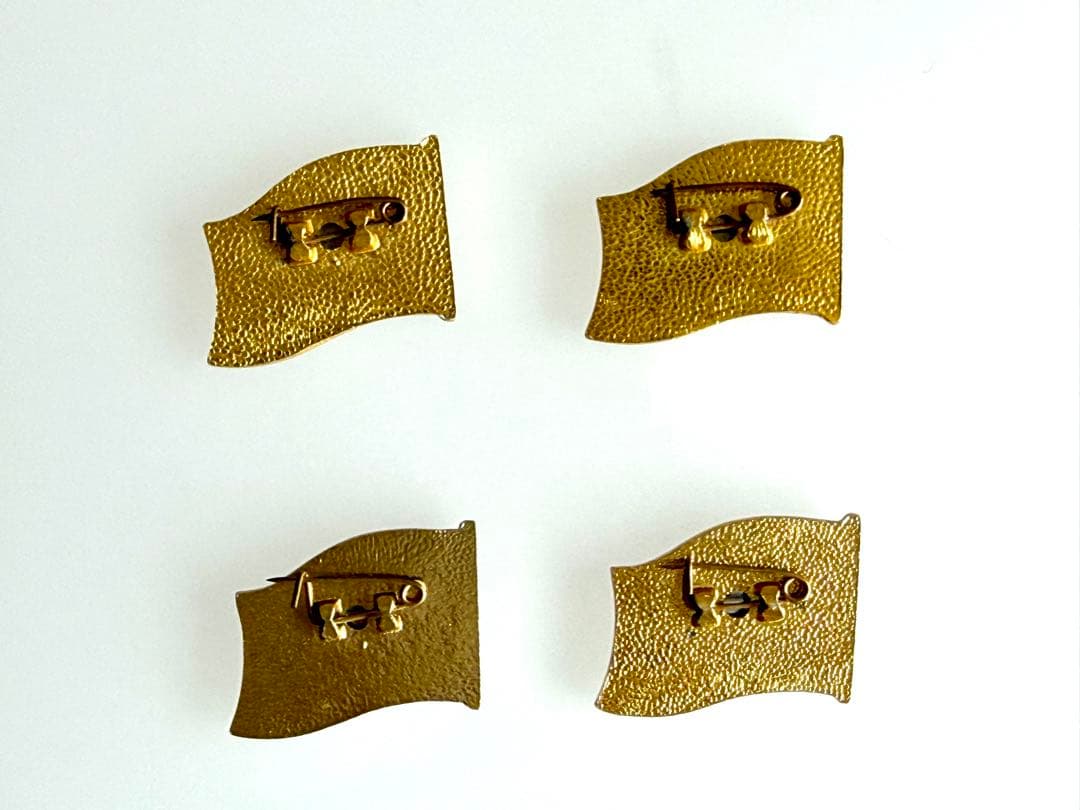 4個セット 北朝鮮 金日成 バッジ