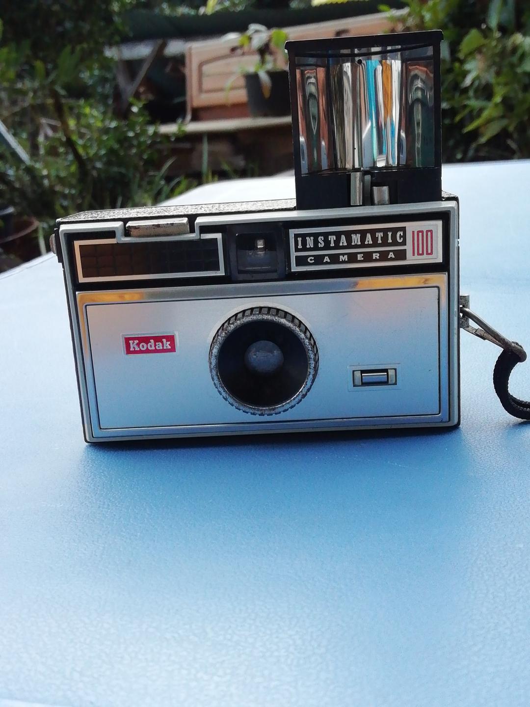 超〰️ヴィンテージカメラ/ インスタマチックキャメラ100