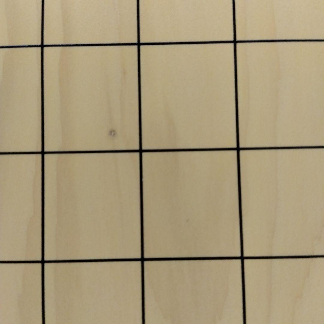 【国産　本榧　4寸碁盤　芯持ち】