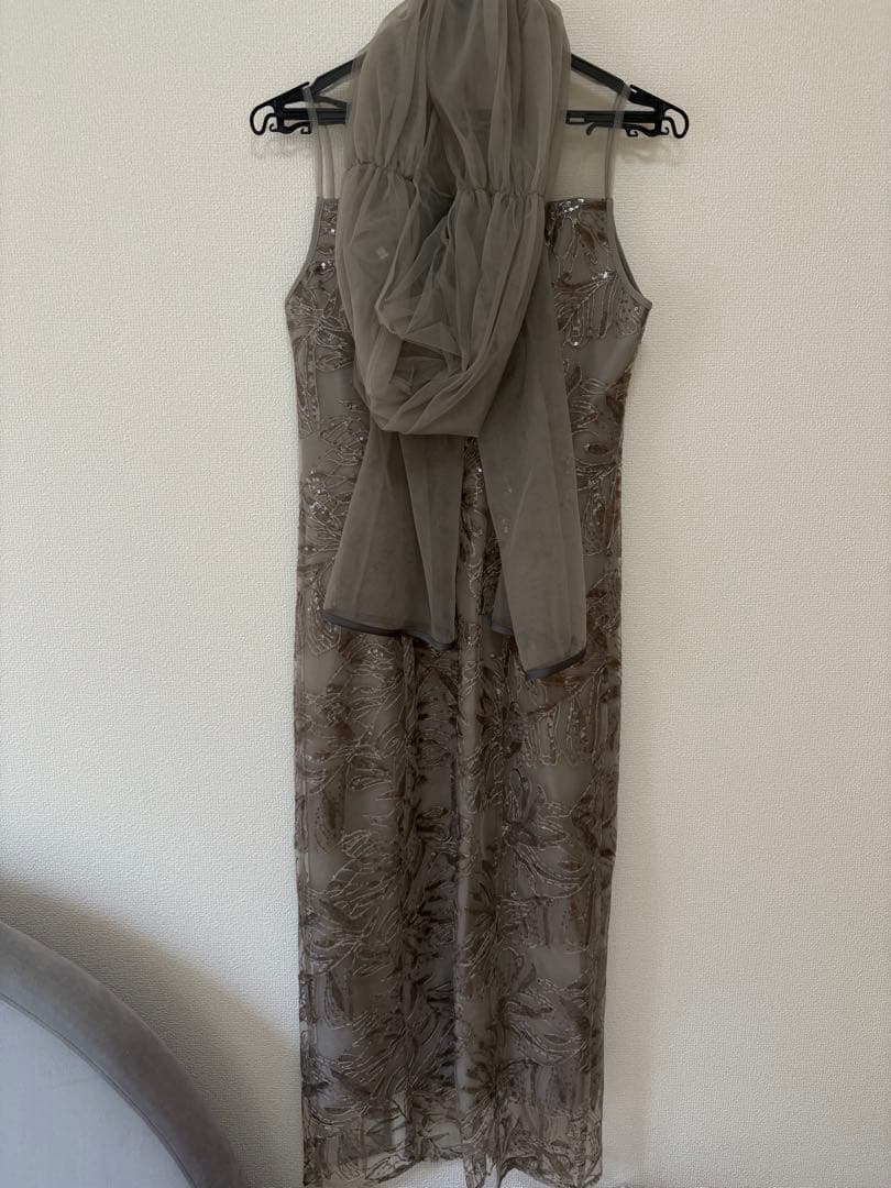 チュールオフショルダー花柄Iラインドレスワンピース