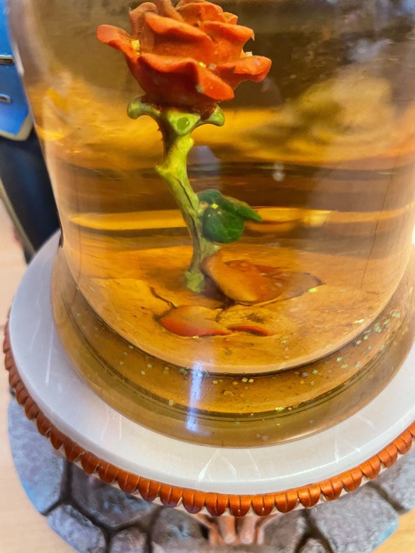 美女と野獣　スノーグローブ　フィギュア