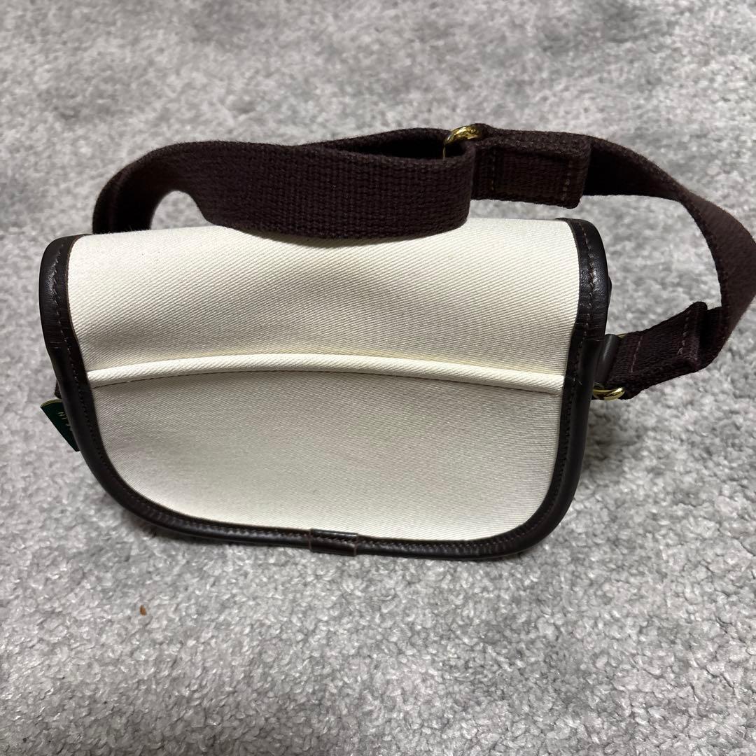 BRADY ブレディ COLNE MINI ショルダーバッグ　ホワイト