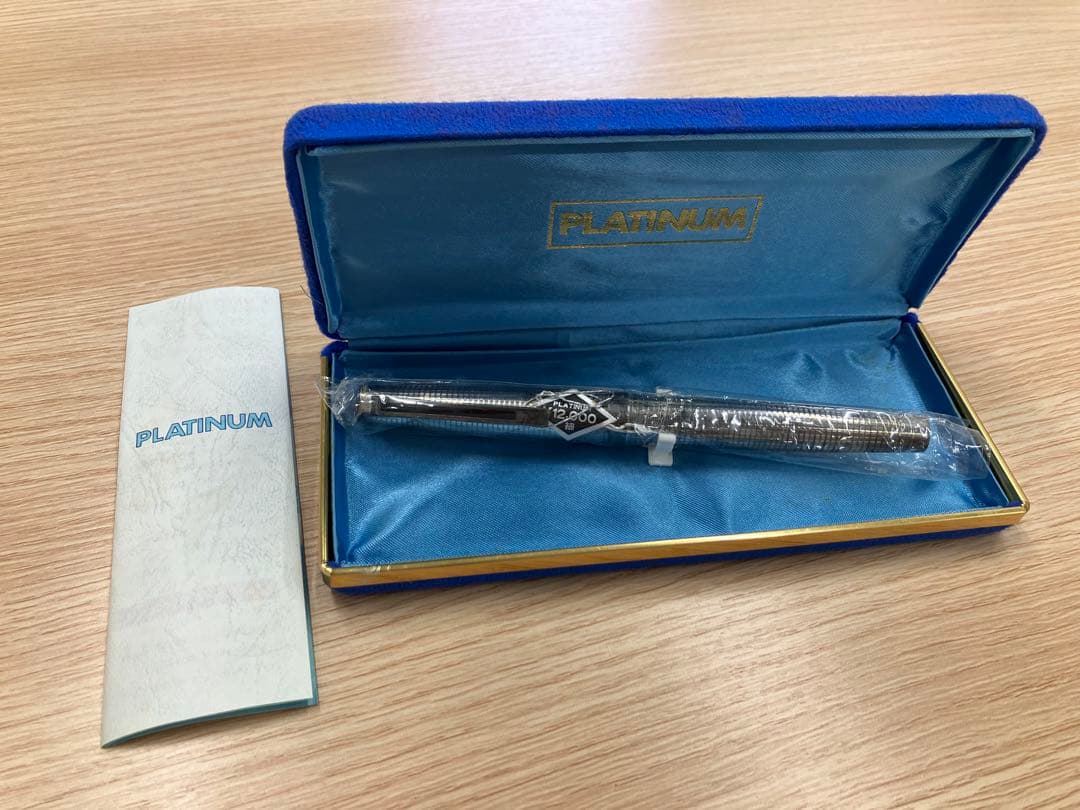 PLATINUM 万年筆 K14WG 専用ケース付き