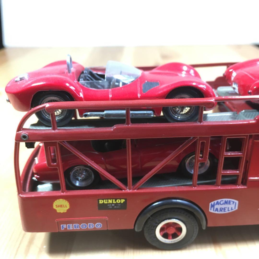1/43チームフェラーリトレーラー　レア物