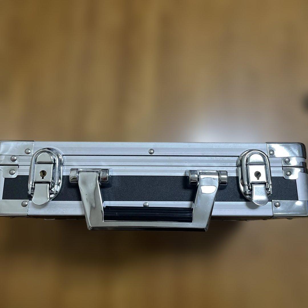 【まとめ売り】エフェクター、エフェクターボード、アダプター、パッチケーブル