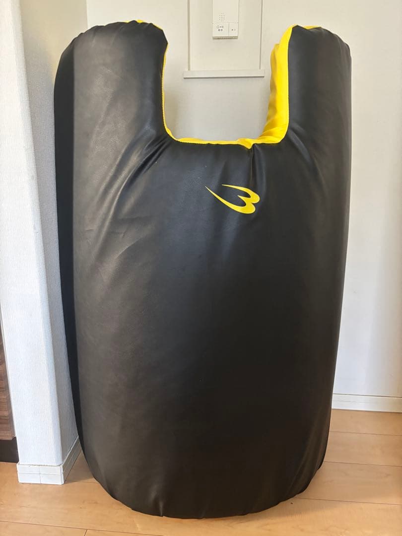 BODYMAKER U字型キックミット