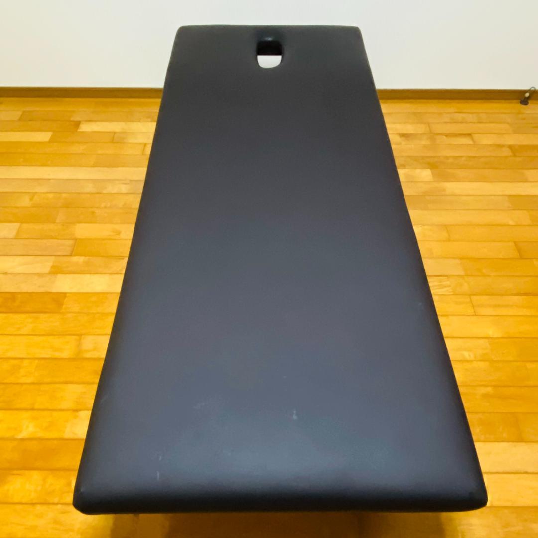 セブンビューティー マッサージベッド 有孔 マット付 施術用 エステ サロン ②