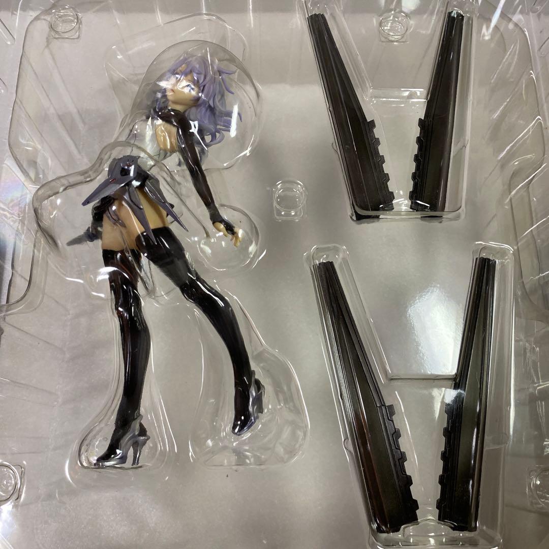 BEATLESS set　レイシア フィギュア（初回限定版）設定資料付き